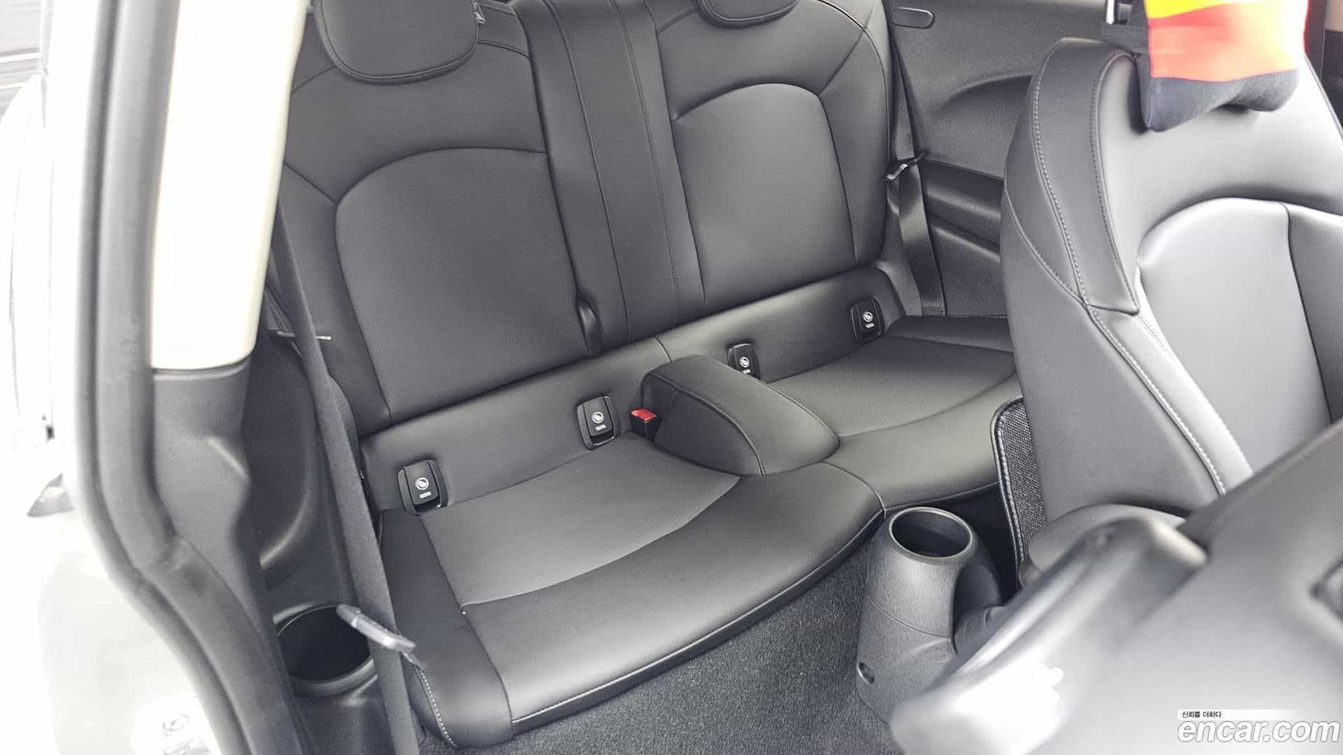 Cooper Mini 2023.10-OPTION-016