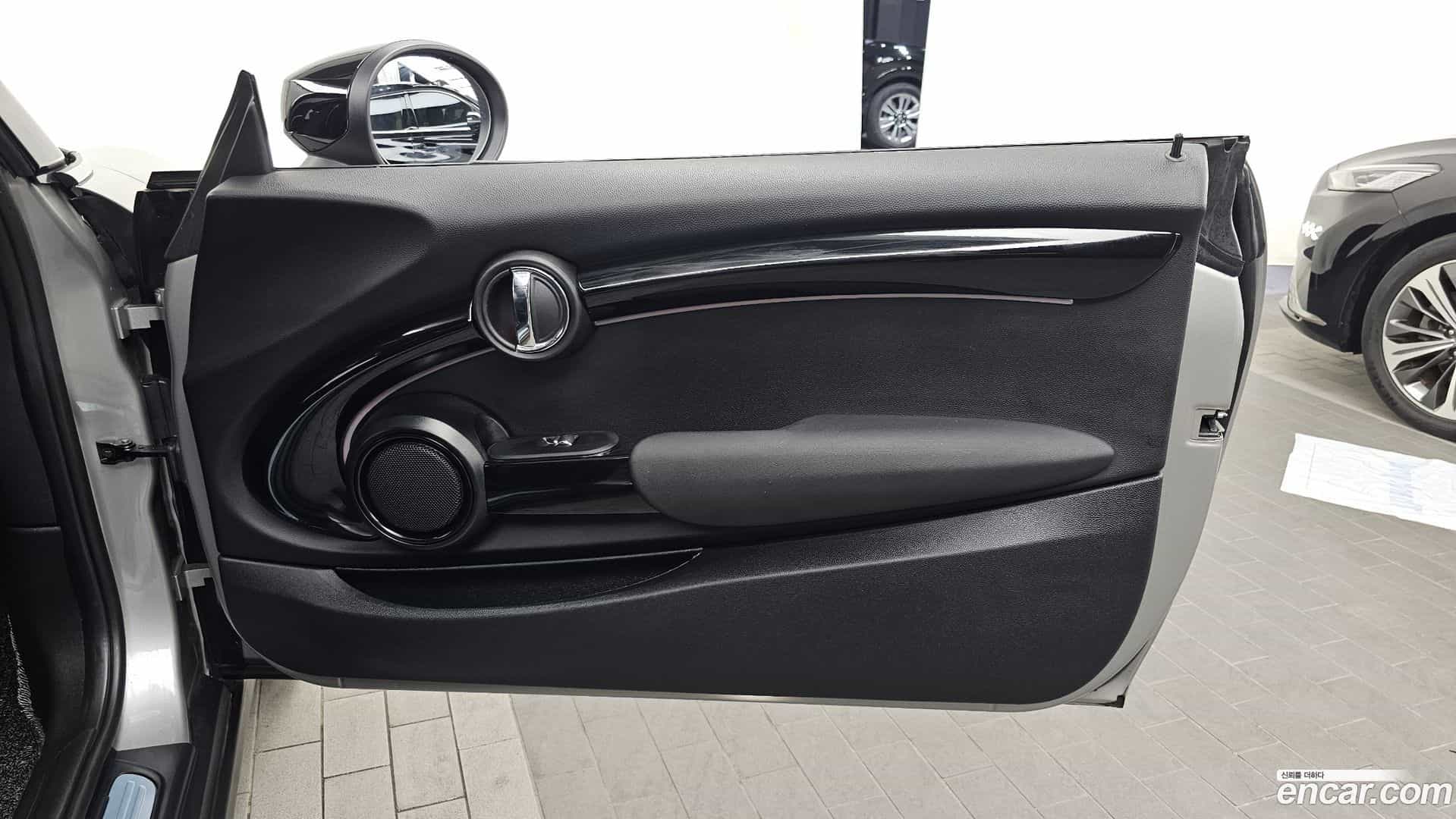 Cooper Mini 2023.10-INNER-035