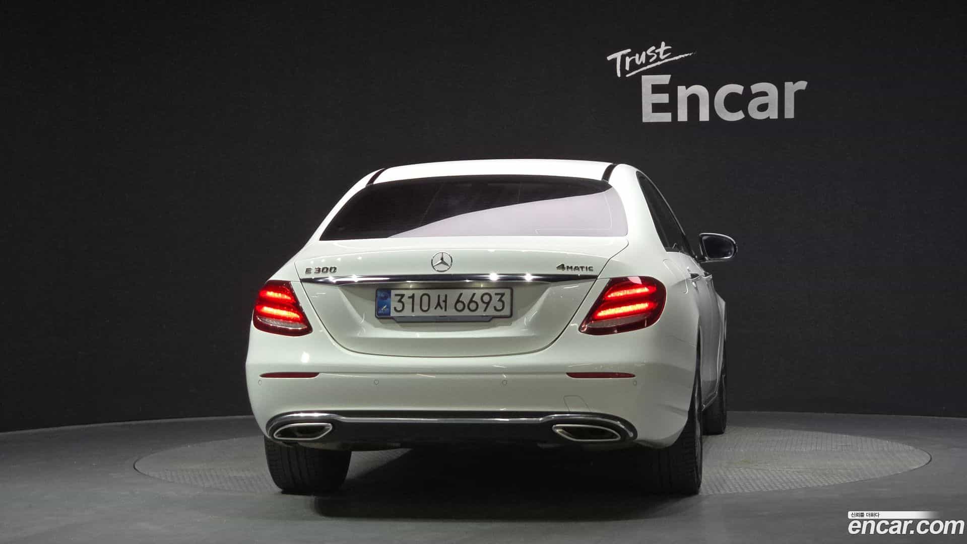 E-Class Mercedes-Benz 2019.3-OUTER-004