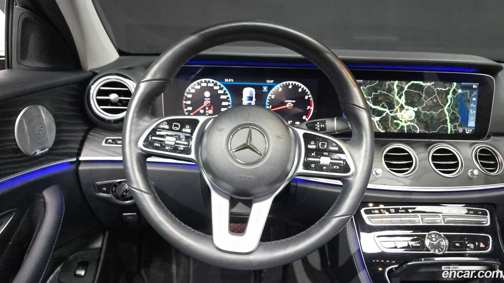 E-Class Mercedes-Benz 2019.3-OPTION-017