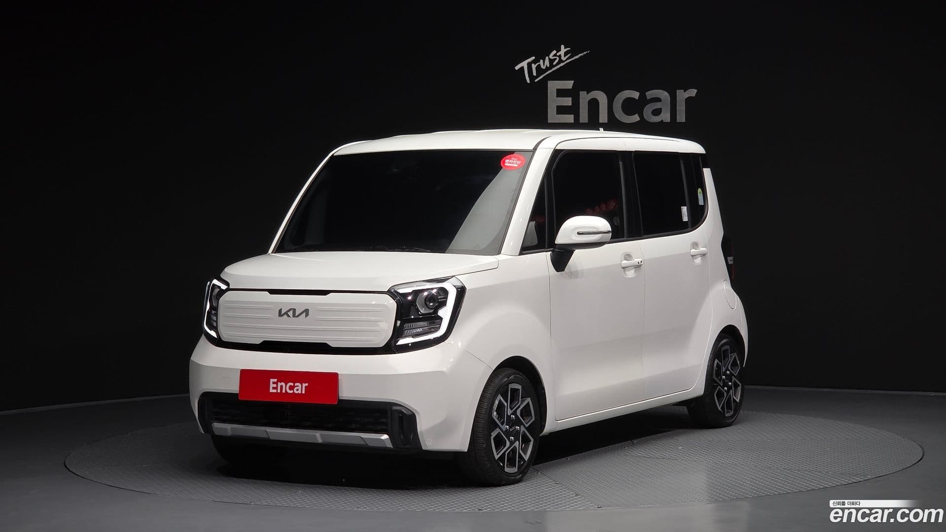 Main__Slider__Photo:RAY Kia 2024.7-0
