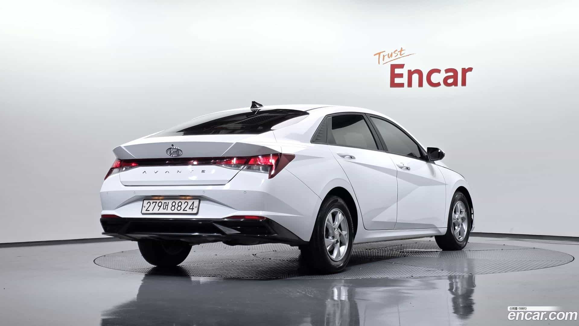 AVANTE Hyundai 2021.6-OUTER-002
