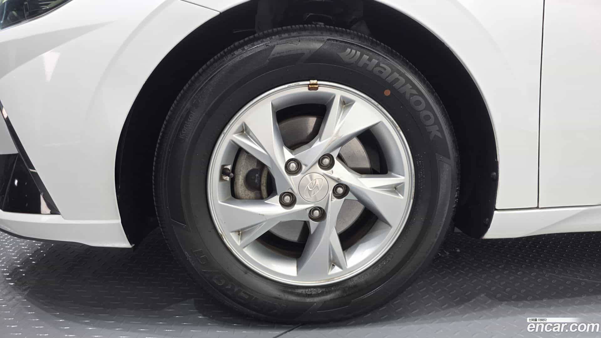 AVANTE Hyundai 2021.6-OUTER-005