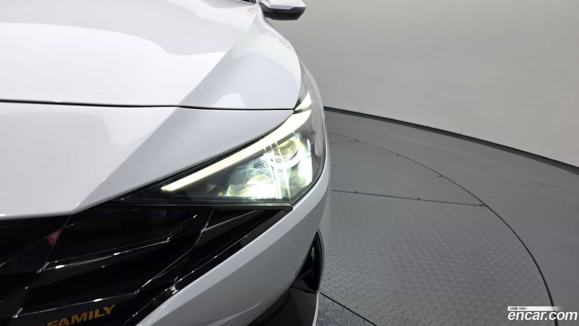 AVANTE Hyundai 2021.6-OUTER-032