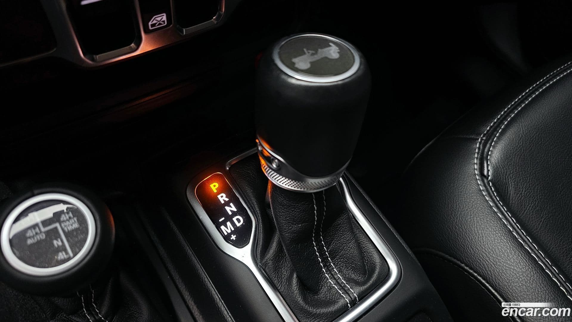 Main__Slider__Photo:Wrangler Jeep 2021.6-8