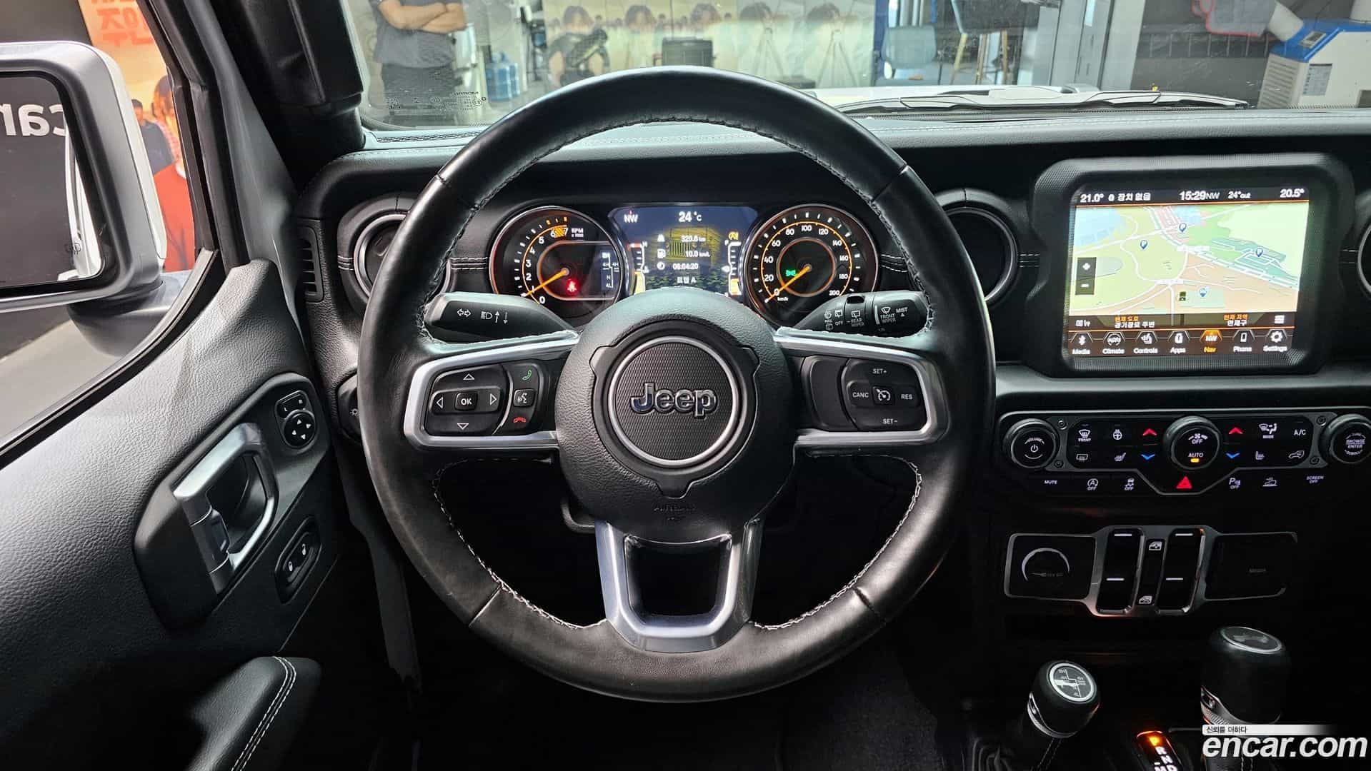 Wrangler Jeep 2021.6-OPTION-017