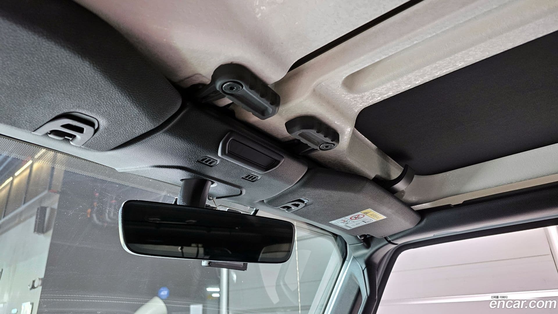 Main__Slider__Photo:Wrangler Jeep 2021.6-16