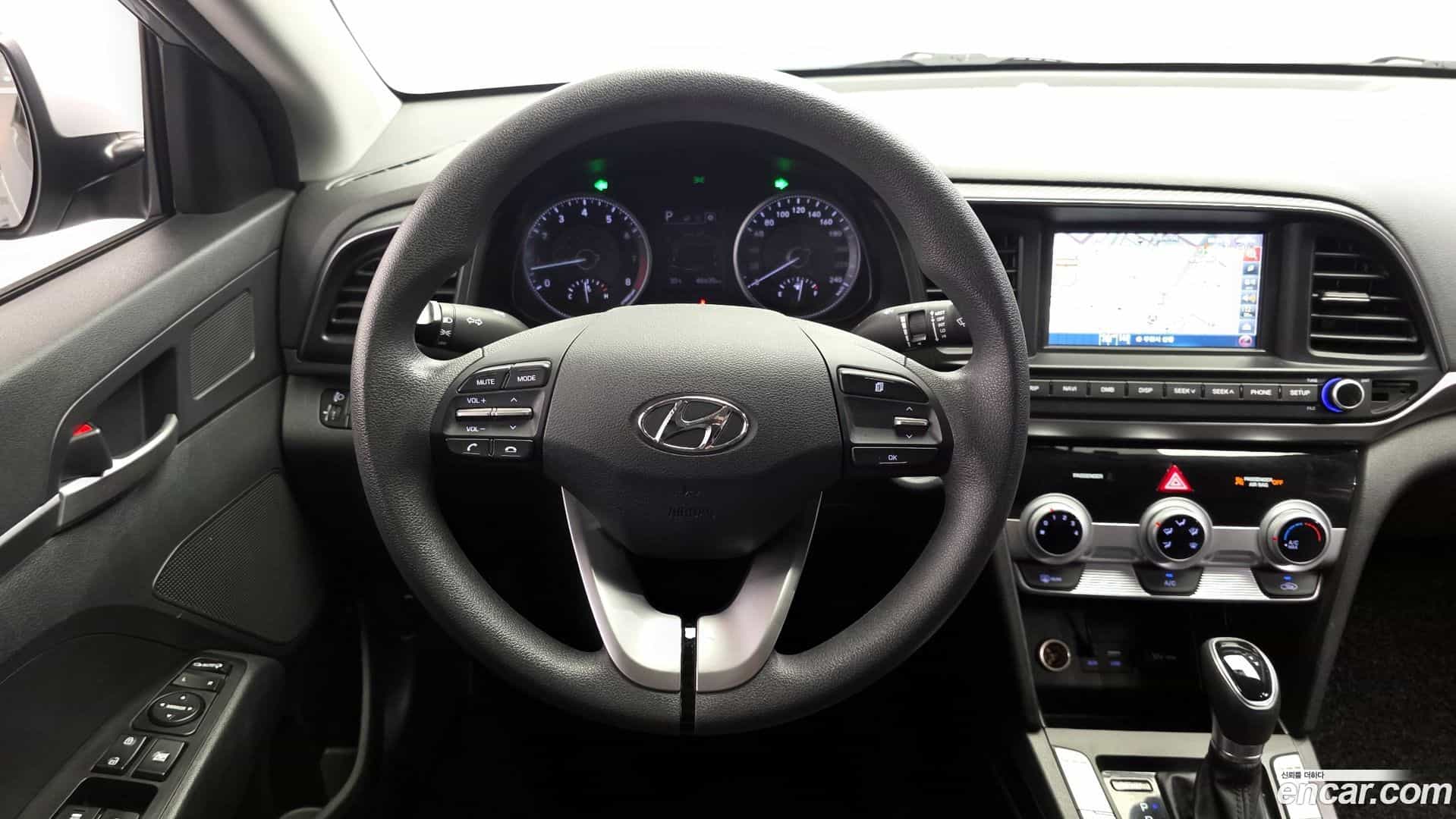 AVANTE Hyundai 2020.2-OPTION-017