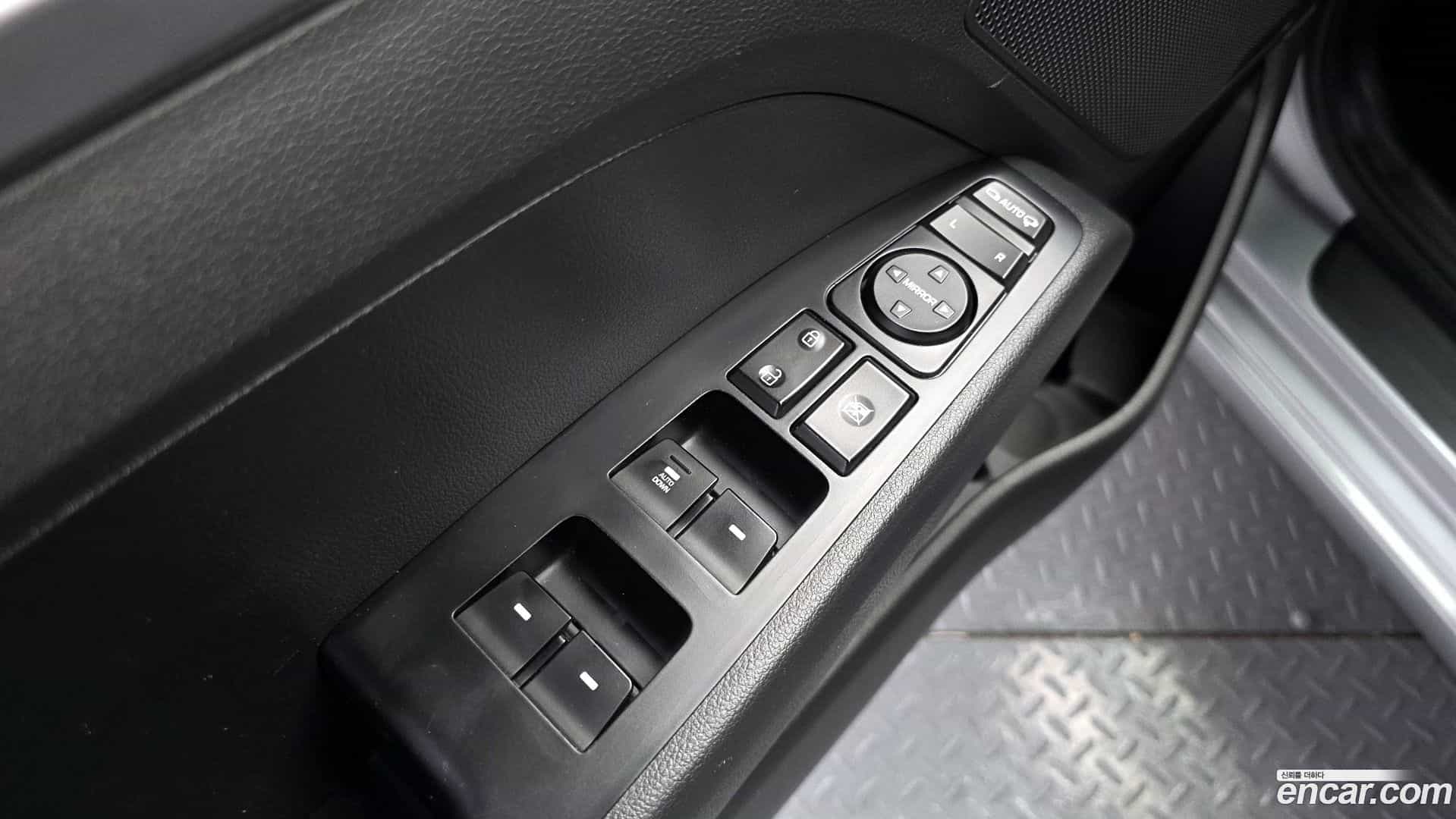 AVANTE Hyundai 2020.2-OPTION-041