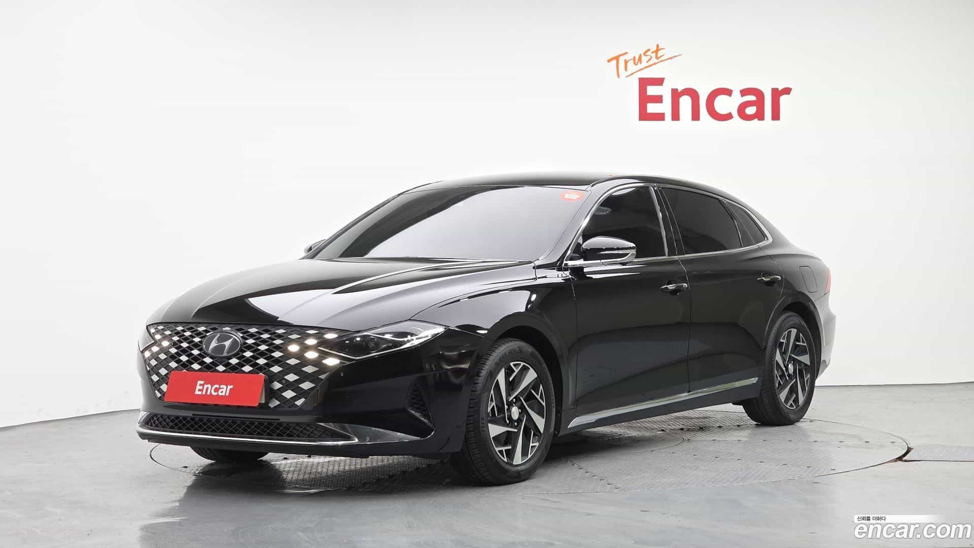Grandeur Hyundai 2022.5-OUTER-001