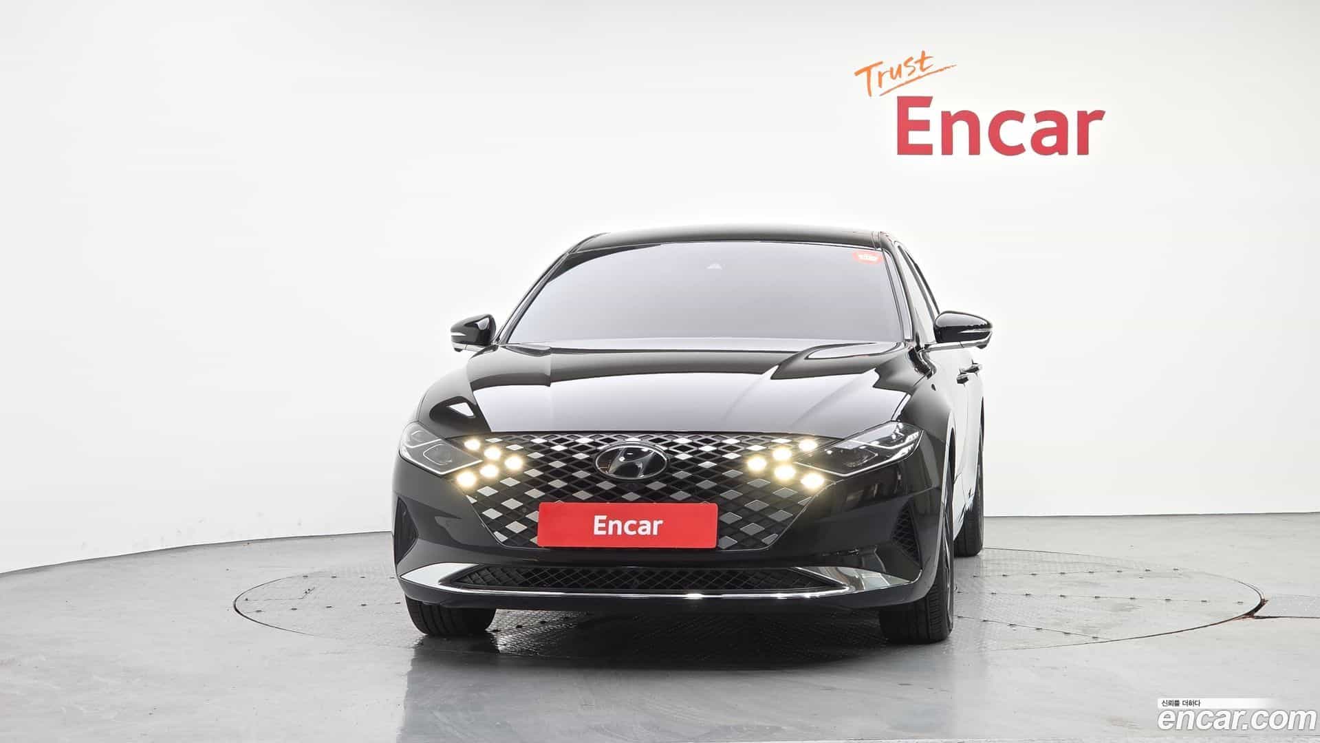Grandeur Hyundai 2022.5-OUTER-003