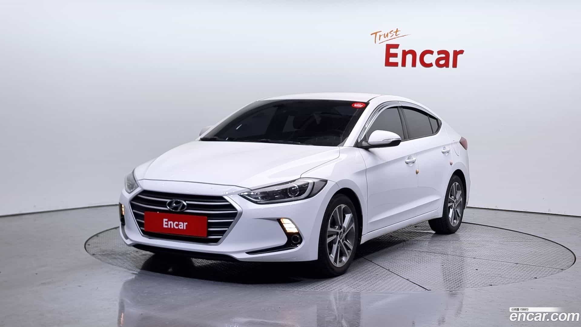 AVANTE Hyundai 2017.8-OUTER-001