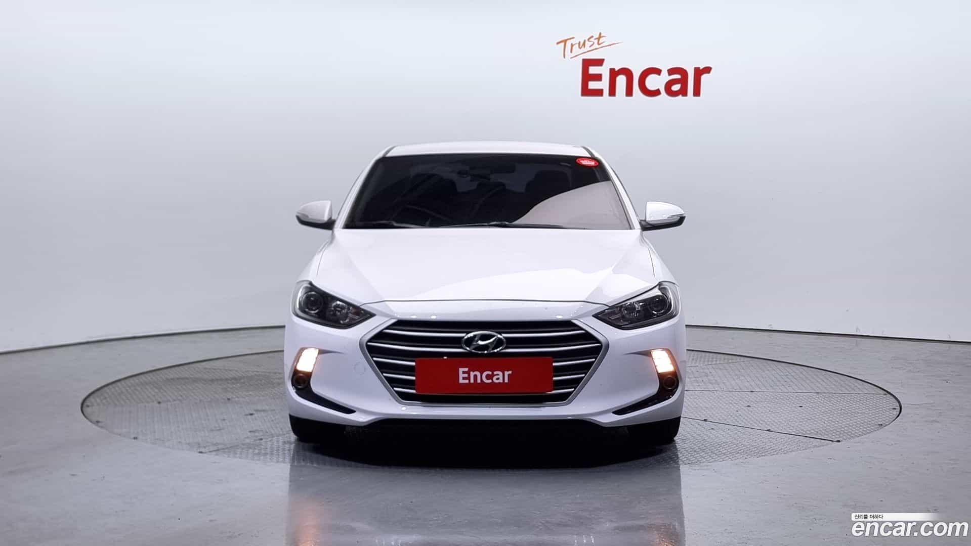 AVANTE Hyundai 2017.8-OUTER-003