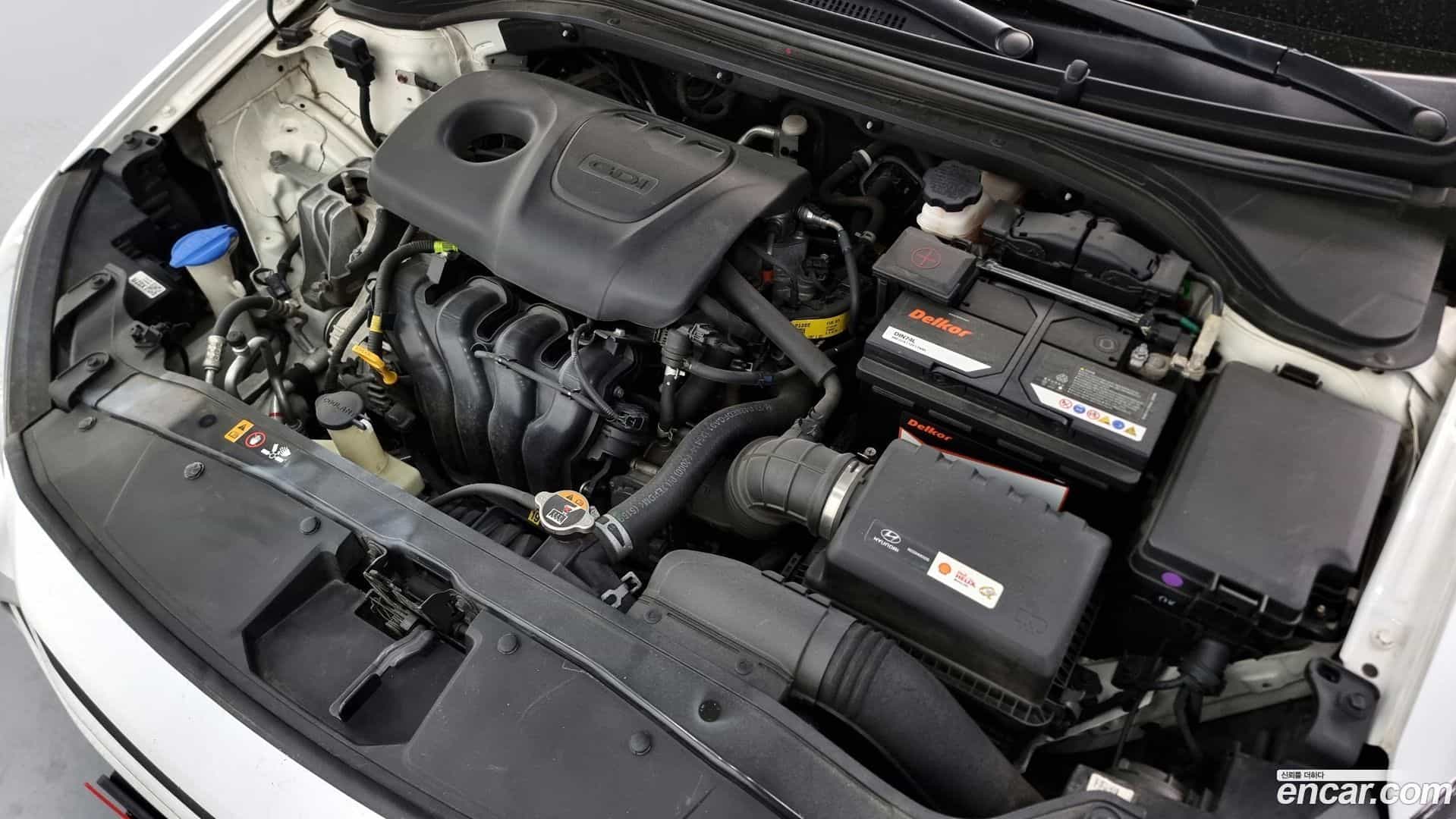 AVANTE Hyundai 2017.8-OUTER-006