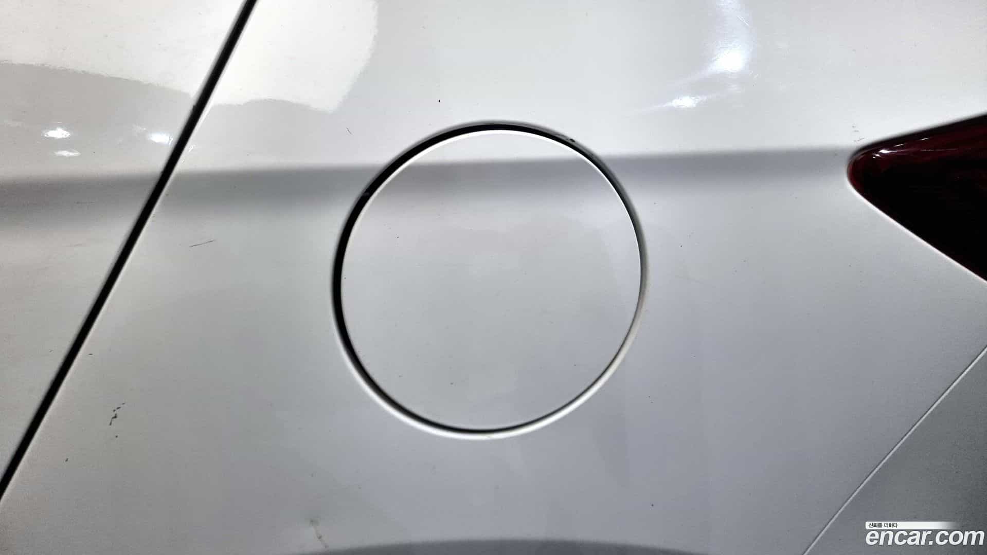 AVANTE Hyundai 2017.8-OPTION-023
