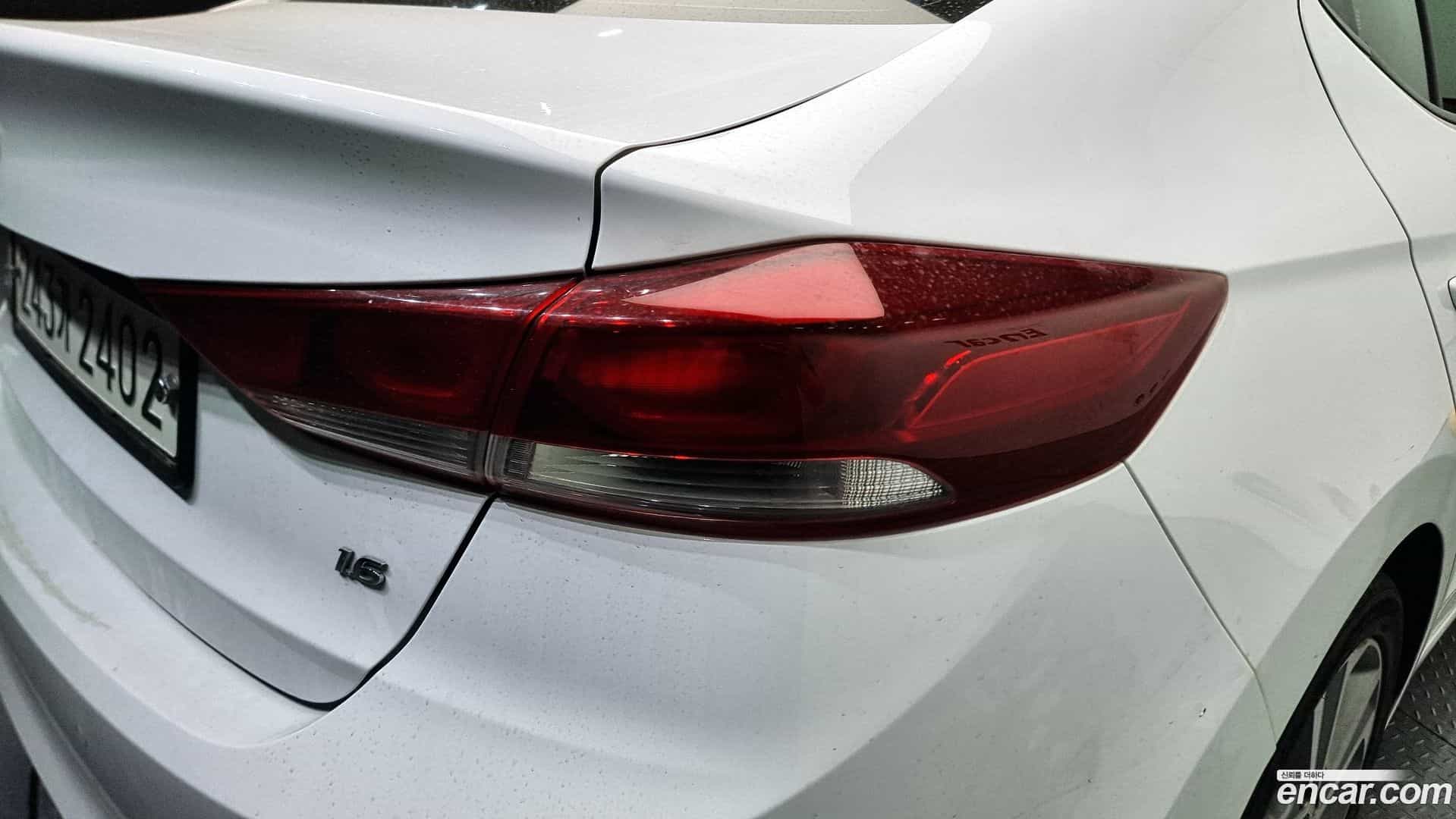 AVANTE Hyundai 2017.8-OUTER-033