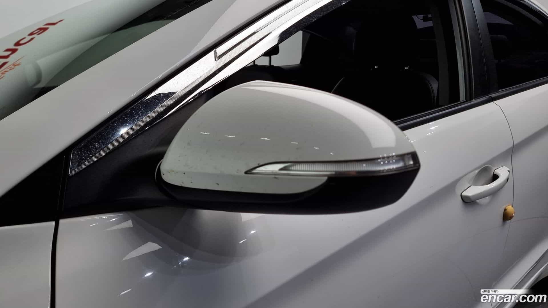 AVANTE Hyundai 2017.8-OPTION-045