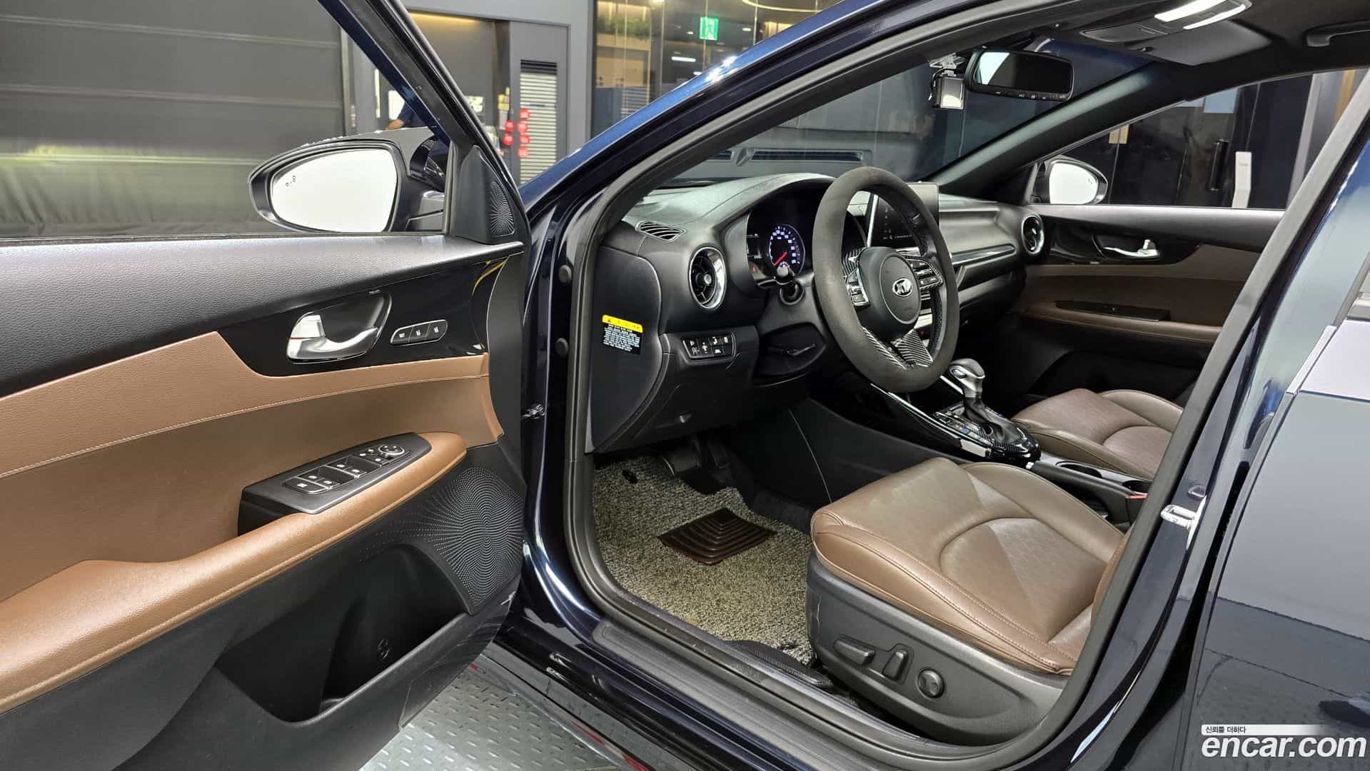 K3 Kia 2019.0-INNER-010