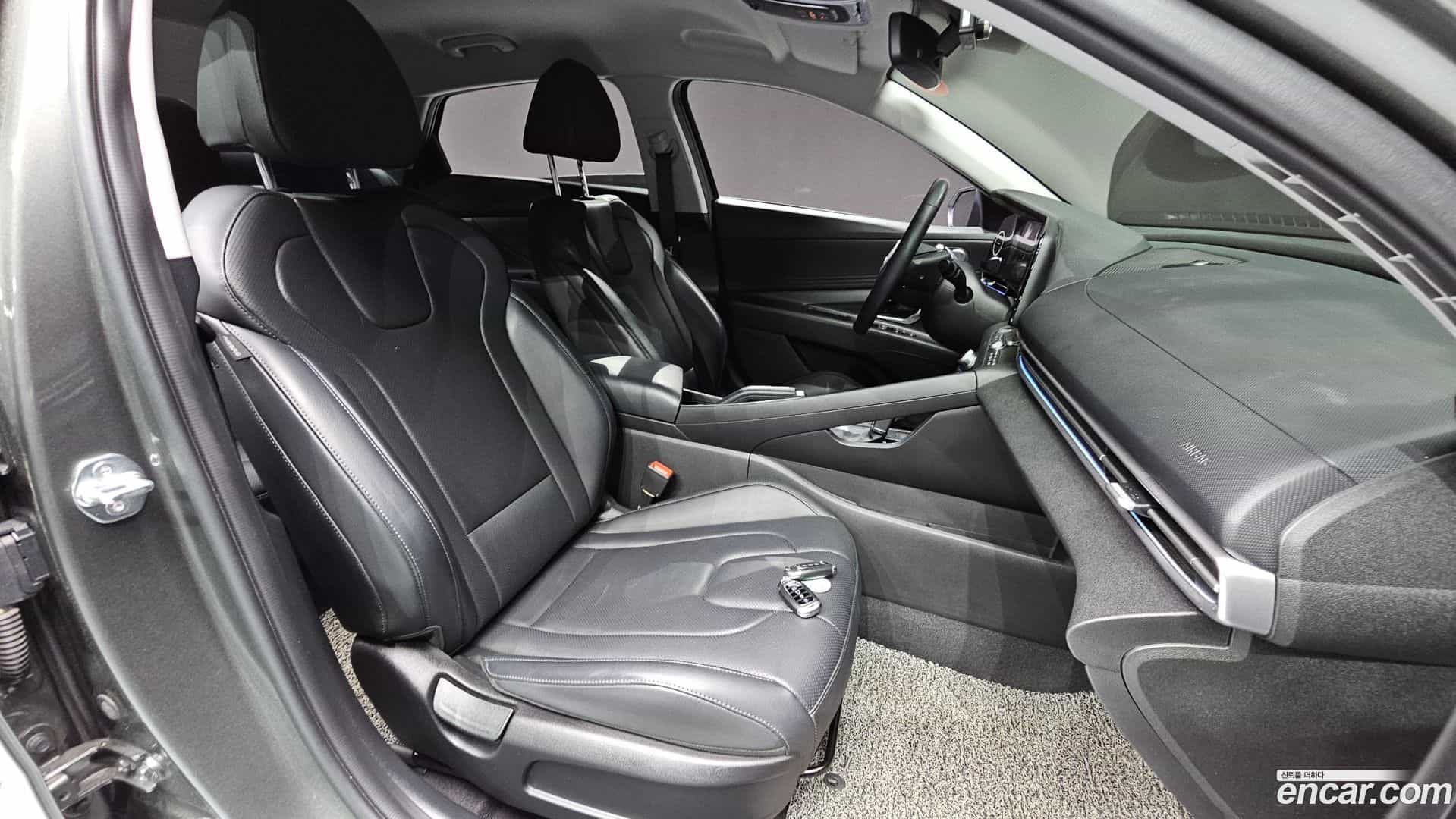 AVANTE Hyundai 2020.11-INNER-010