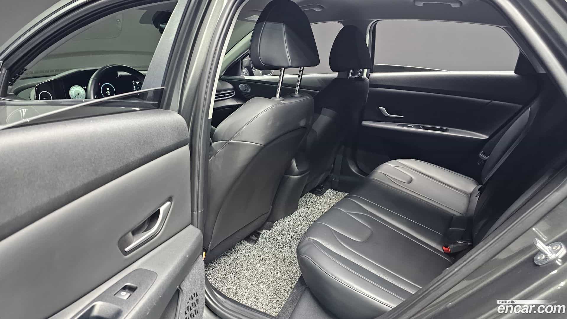 AVANTE Hyundai 2020.11-OPTION-021