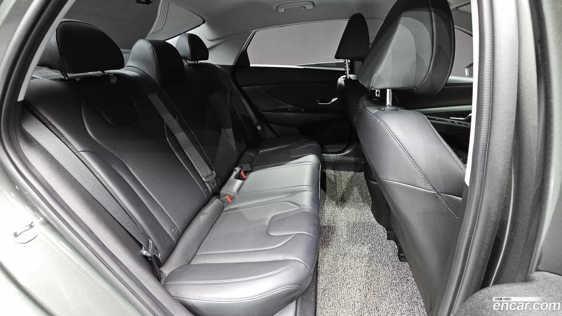 AVANTE Hyundai 2020.11-OPTION-022