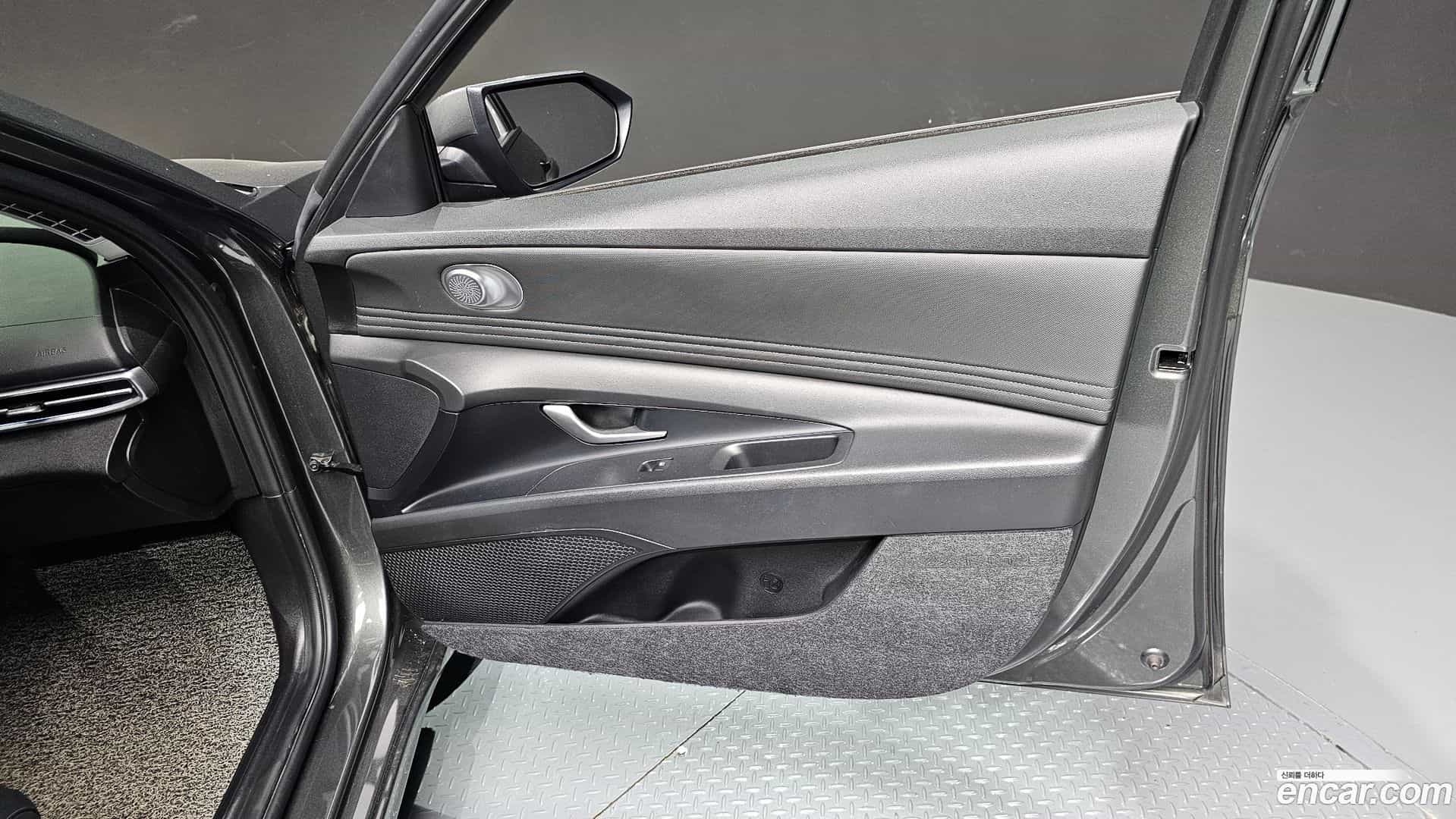 AVANTE Hyundai 2020.11-INNER-035