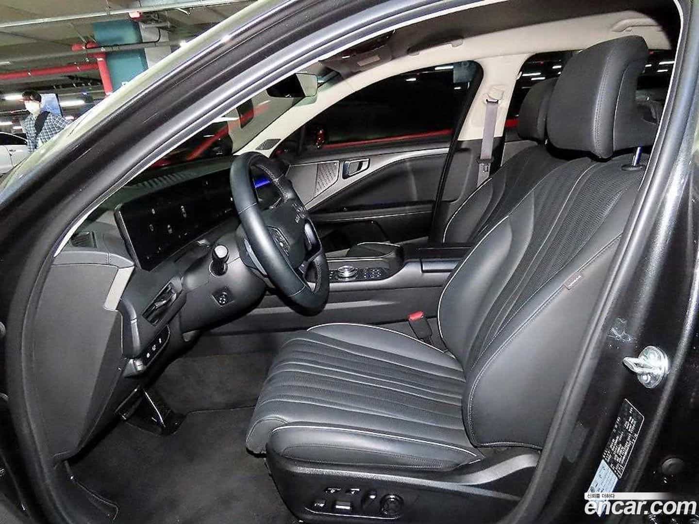 K8 Kia 2025.1-INNER-009