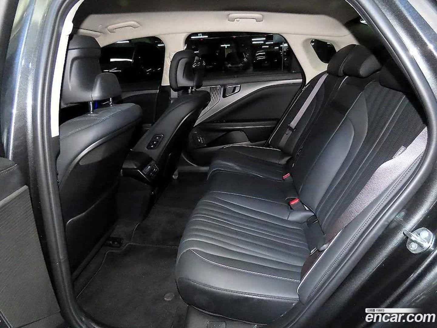 K8 Kia 2025.1-OPTION-020