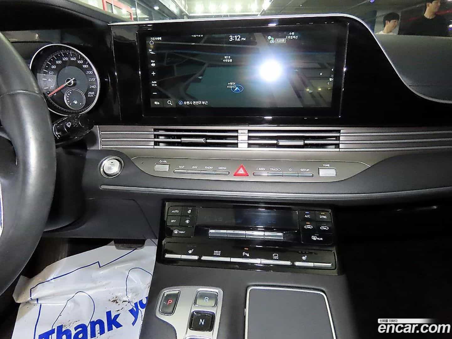Grandeur Hyundai 2020.3-OPTION-015