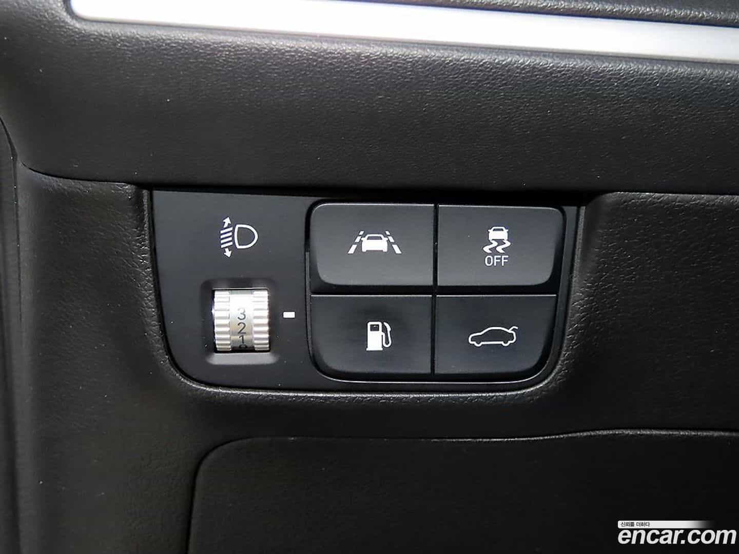 Grandeur Hyundai 2020.3-OPTION-018