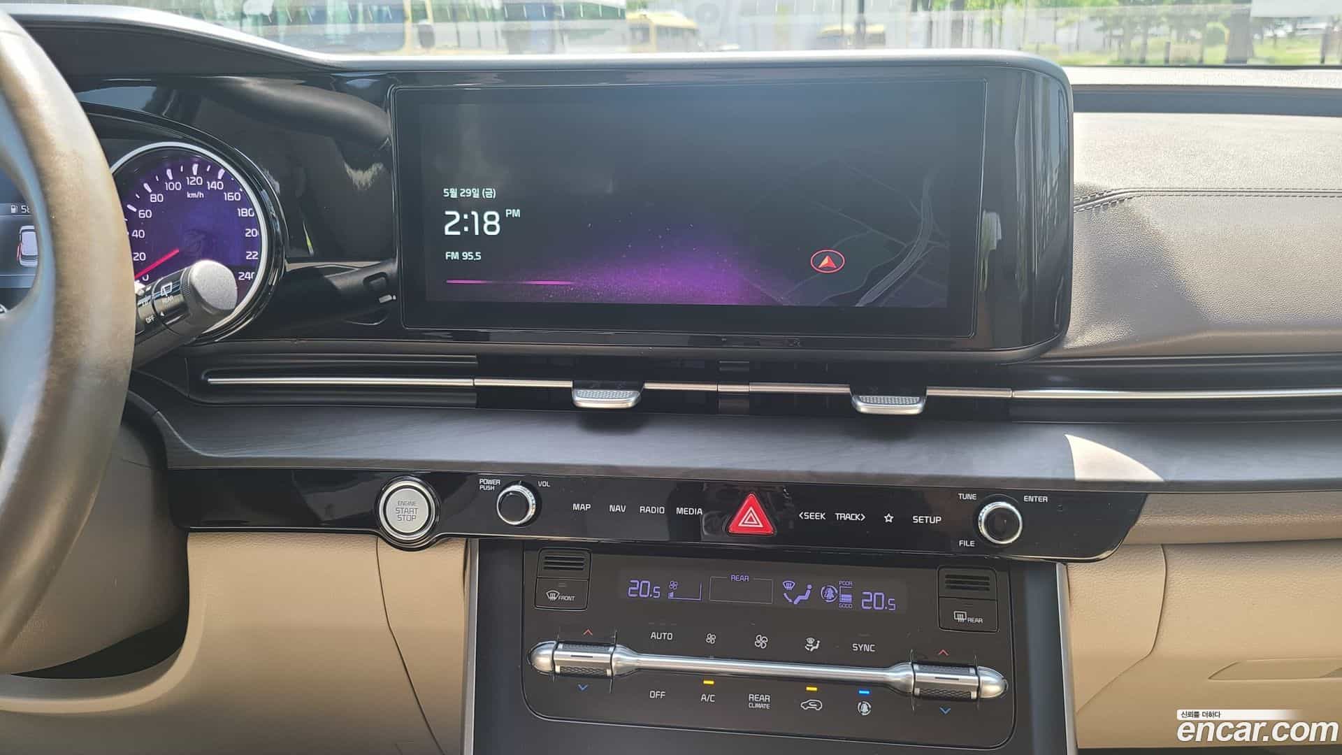 Canival Kia 2021.3-OPTION-016