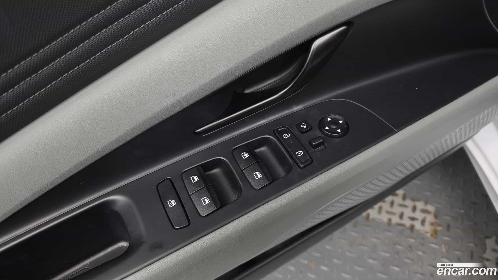 AVANTE Hyundai 2023.8-OPTION-023