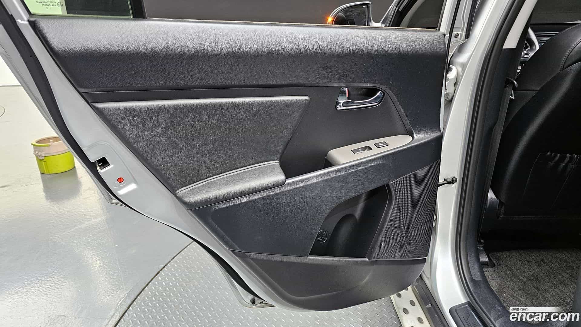 Sportage Kia 2013.7-INNER-035