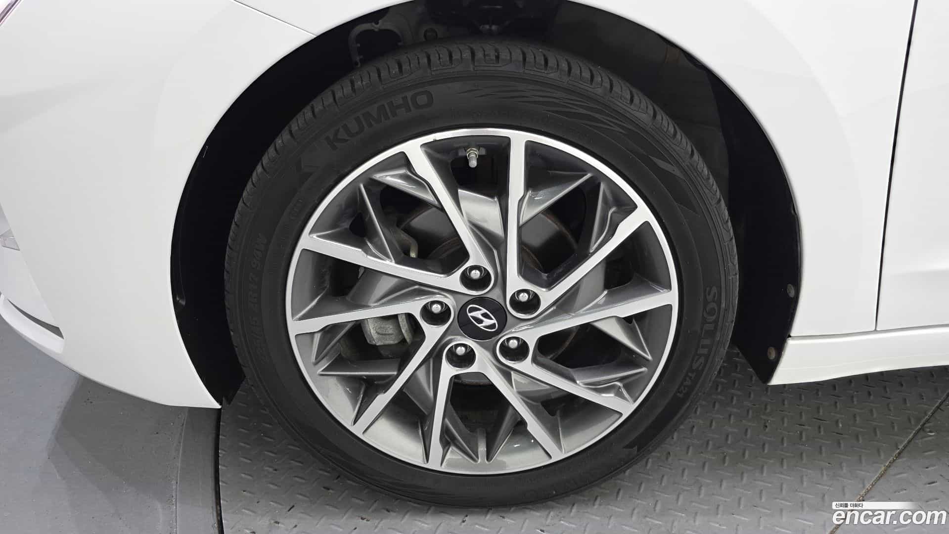 AVANTE Hyundai 2019.6-OUTER-005