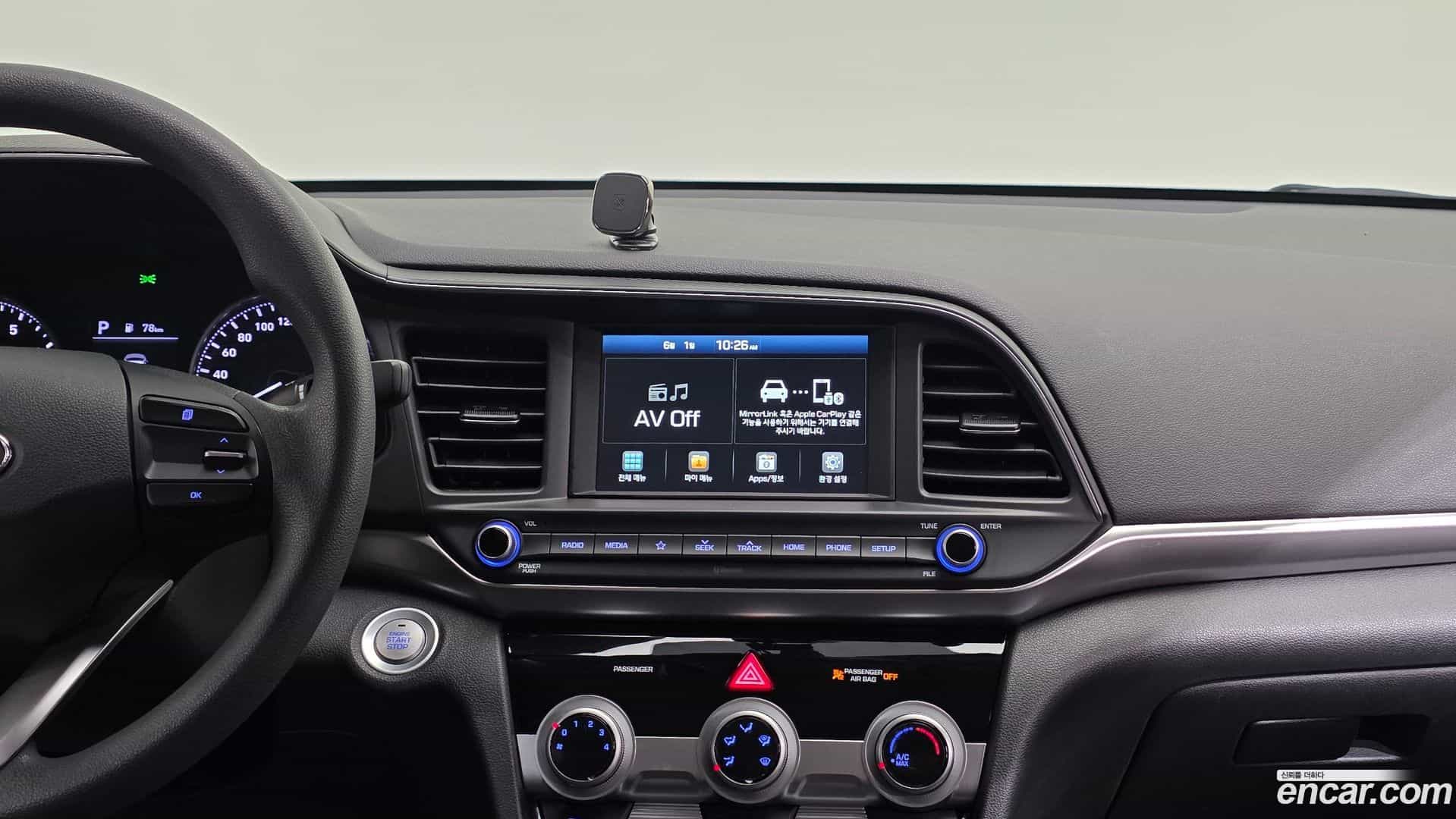 AVANTE Hyundai 2019.6-OPTION-020