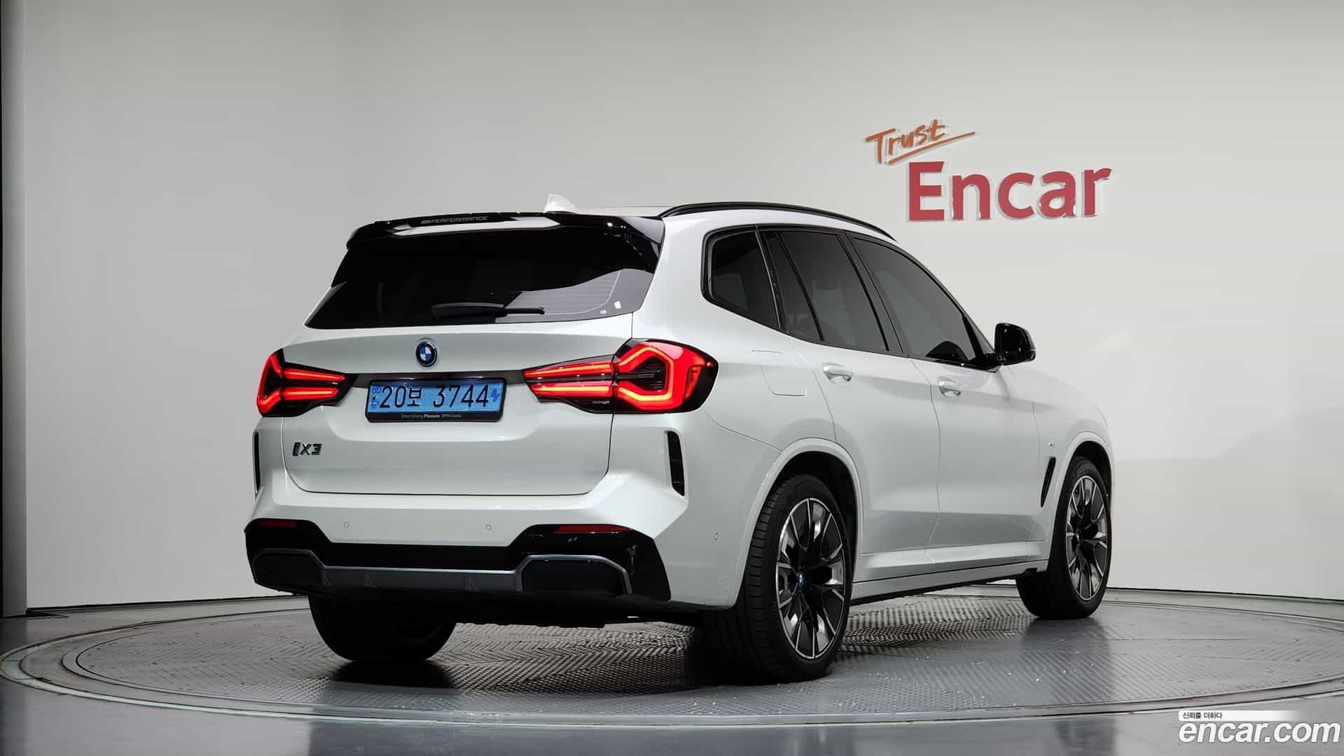 iX3 BMW 2024.6-OUTER-002