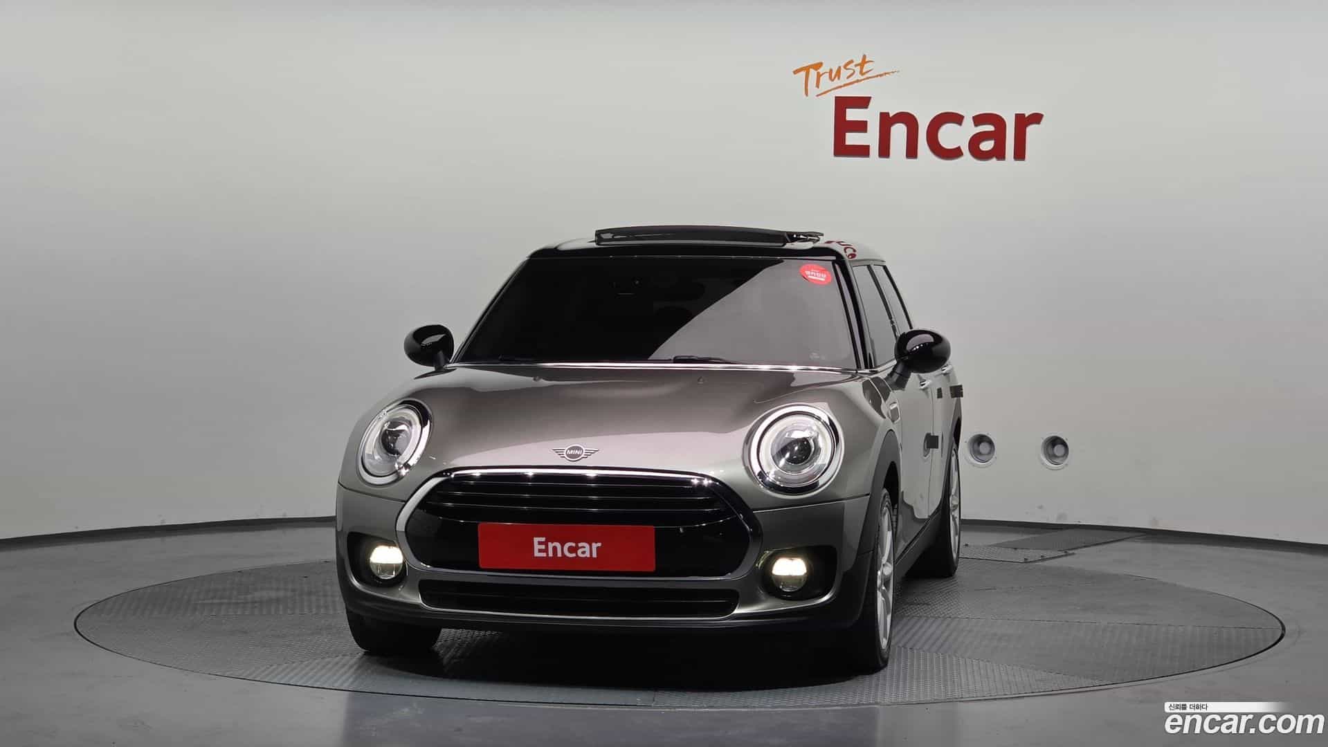 Clubman Mini 2019.2-OUTER-003