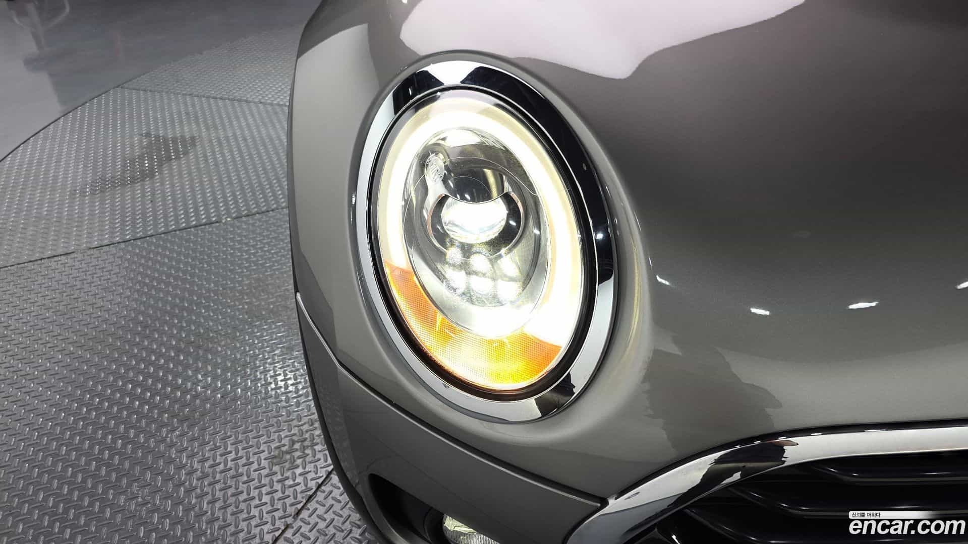 Clubman Mini 2019.2-OUTER-032