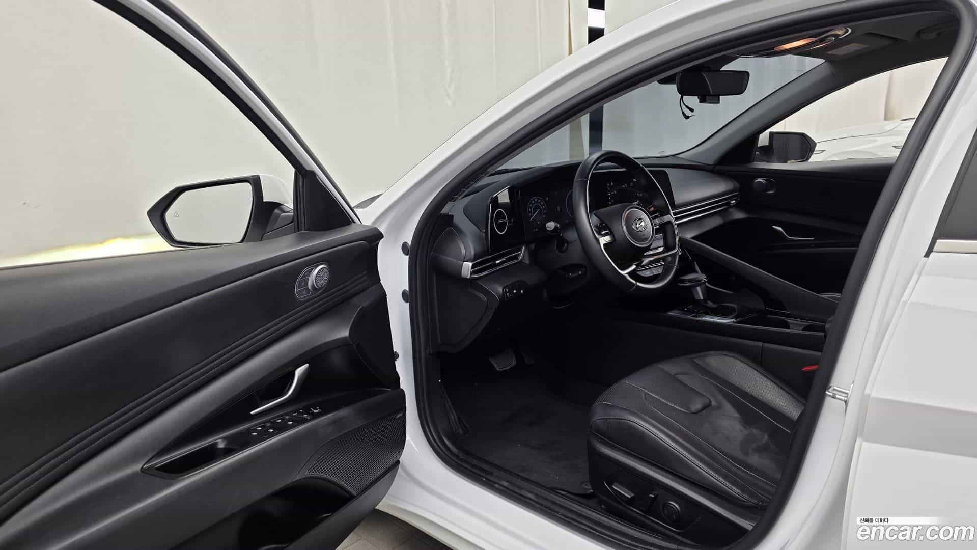 AVANTE Hyundai 2020.9-INNER-010