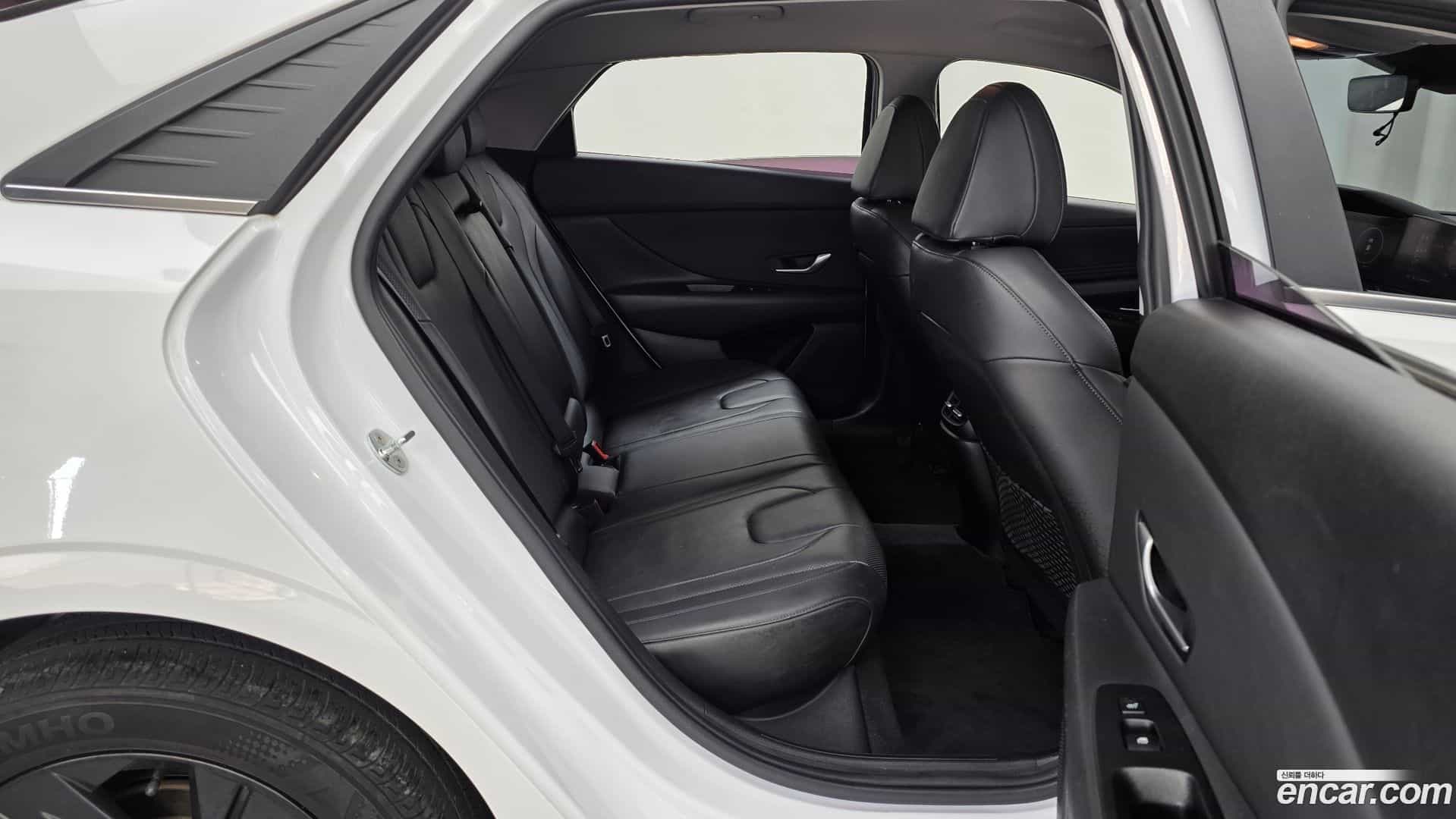 AVANTE Hyundai 2020.9-OPTION-016