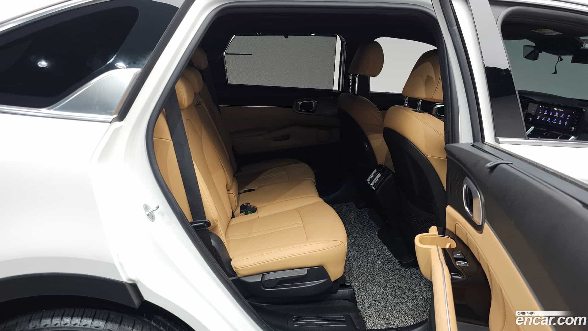 Sorento Kia 2022.4-OPTION-015