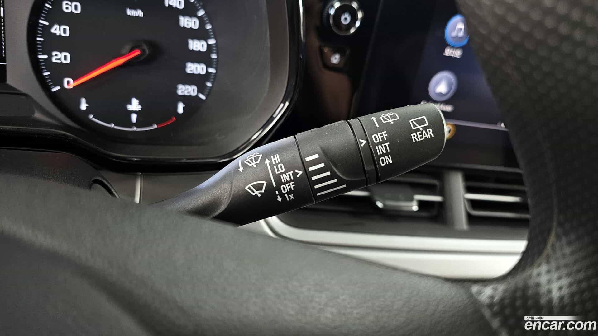 Trax Chevrolet 2024.1-OPTION-040