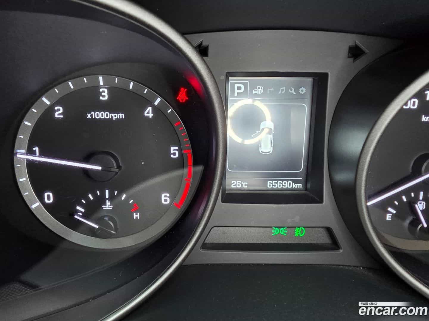 Santafe Hyundai 2017.2-INNER-008