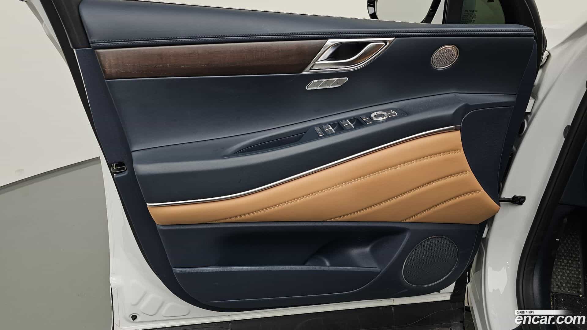 GV80 Genesis 2023.4-INNER-034