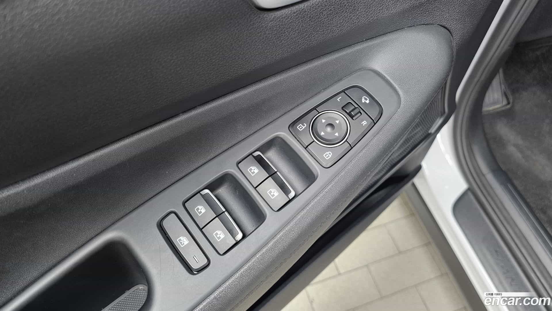 Santafe Hyundai 2021.6-OPTION-024