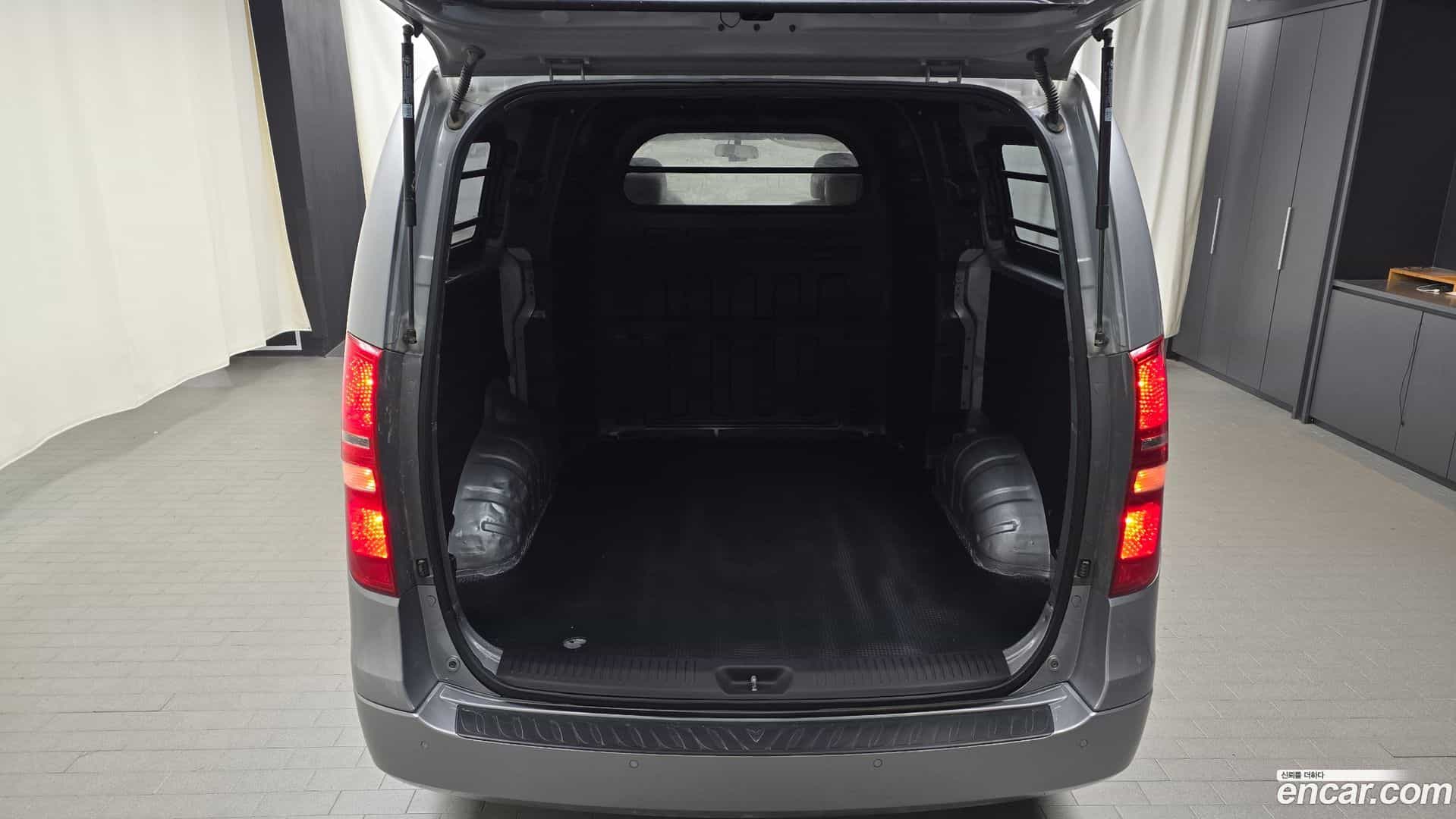 Starex Hyundai 2020.10-OPTION-024