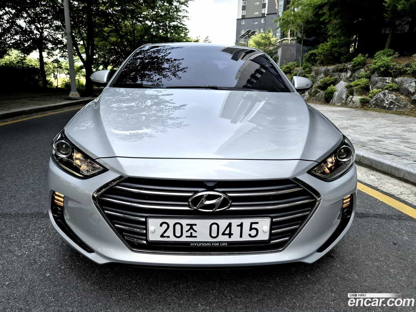 AVANTE Hyundai 2016.2-OUTER-002
