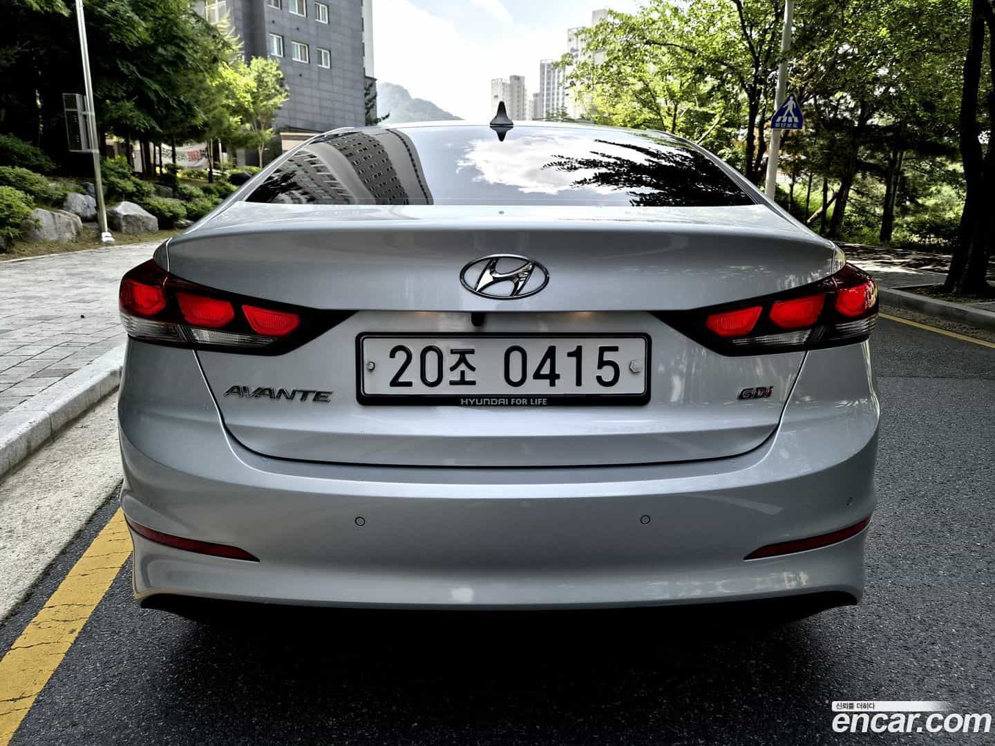 AVANTE Hyundai 2016.2-OUTER-005