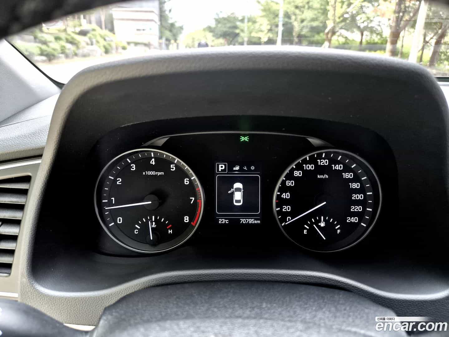 AVANTE Hyundai 2016.2-OPTION-019