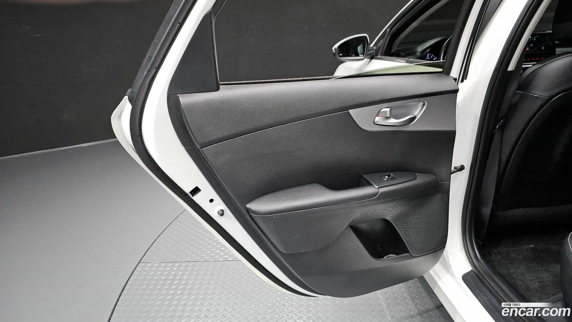 K3 Kia 2021.6-INNER-035